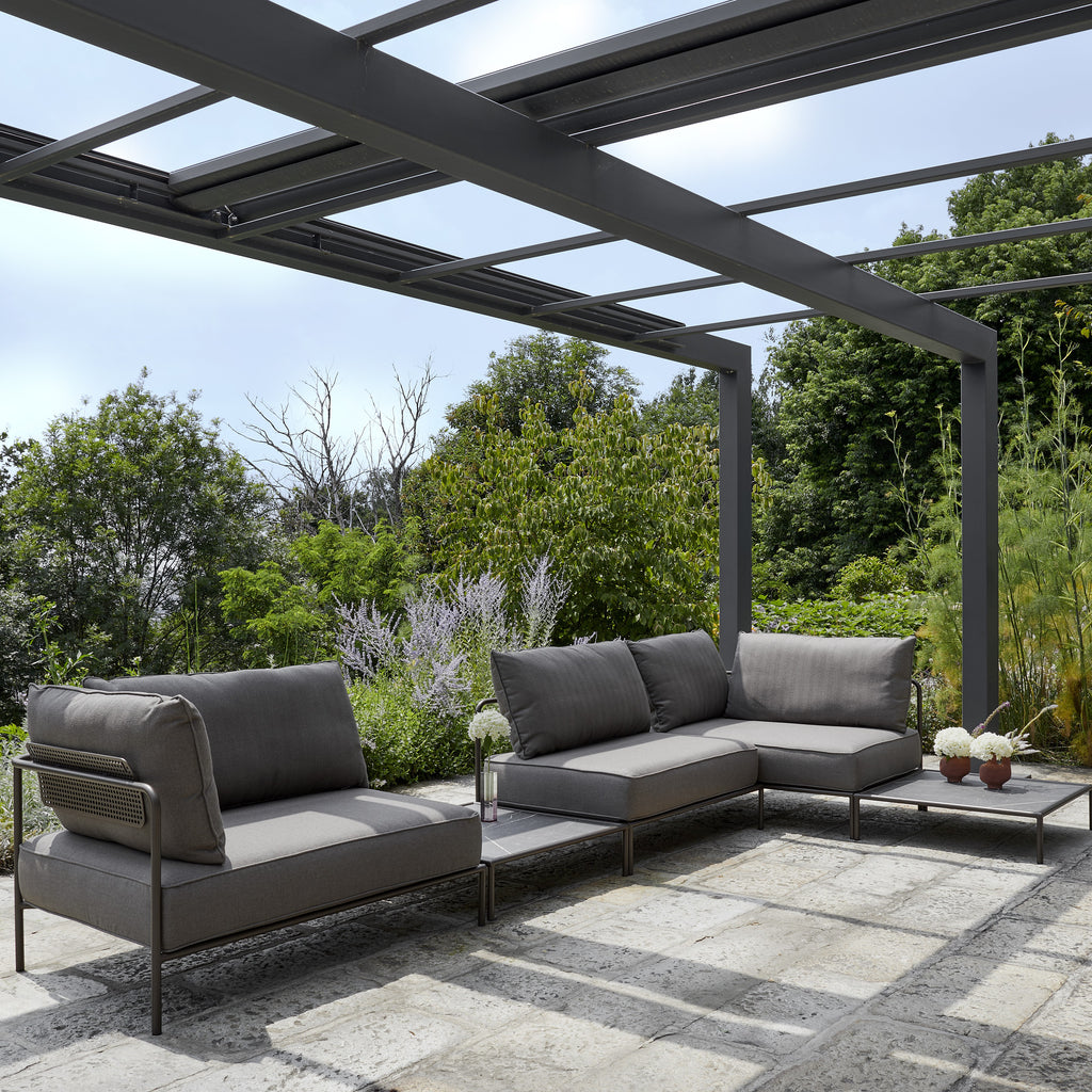 FLAP Commercial-quality outdoor sectional by SCAB, ideal for hotel, resort, and hospitality patio projects.