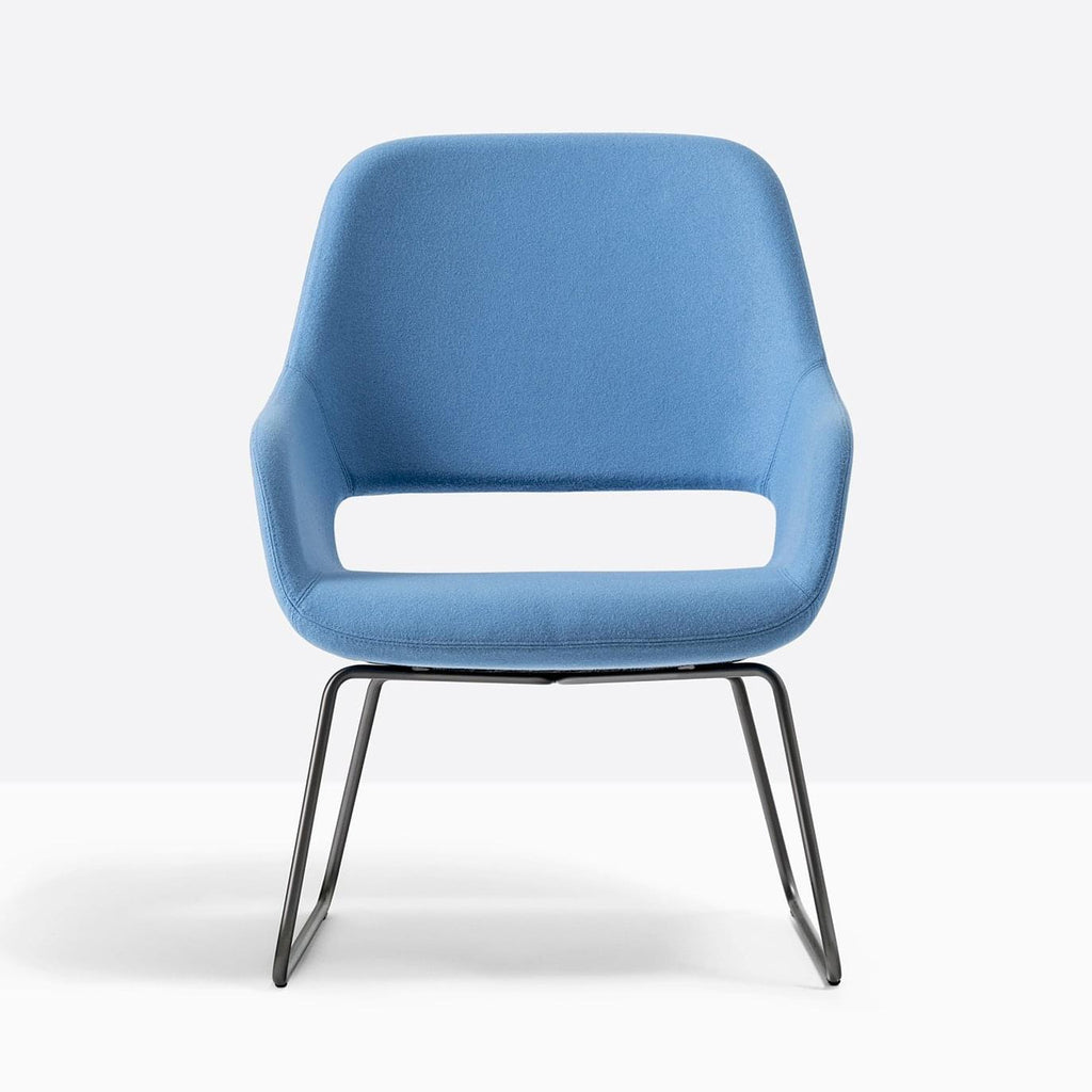 BABILA Comfort Lounge Chair w/ Sled frame