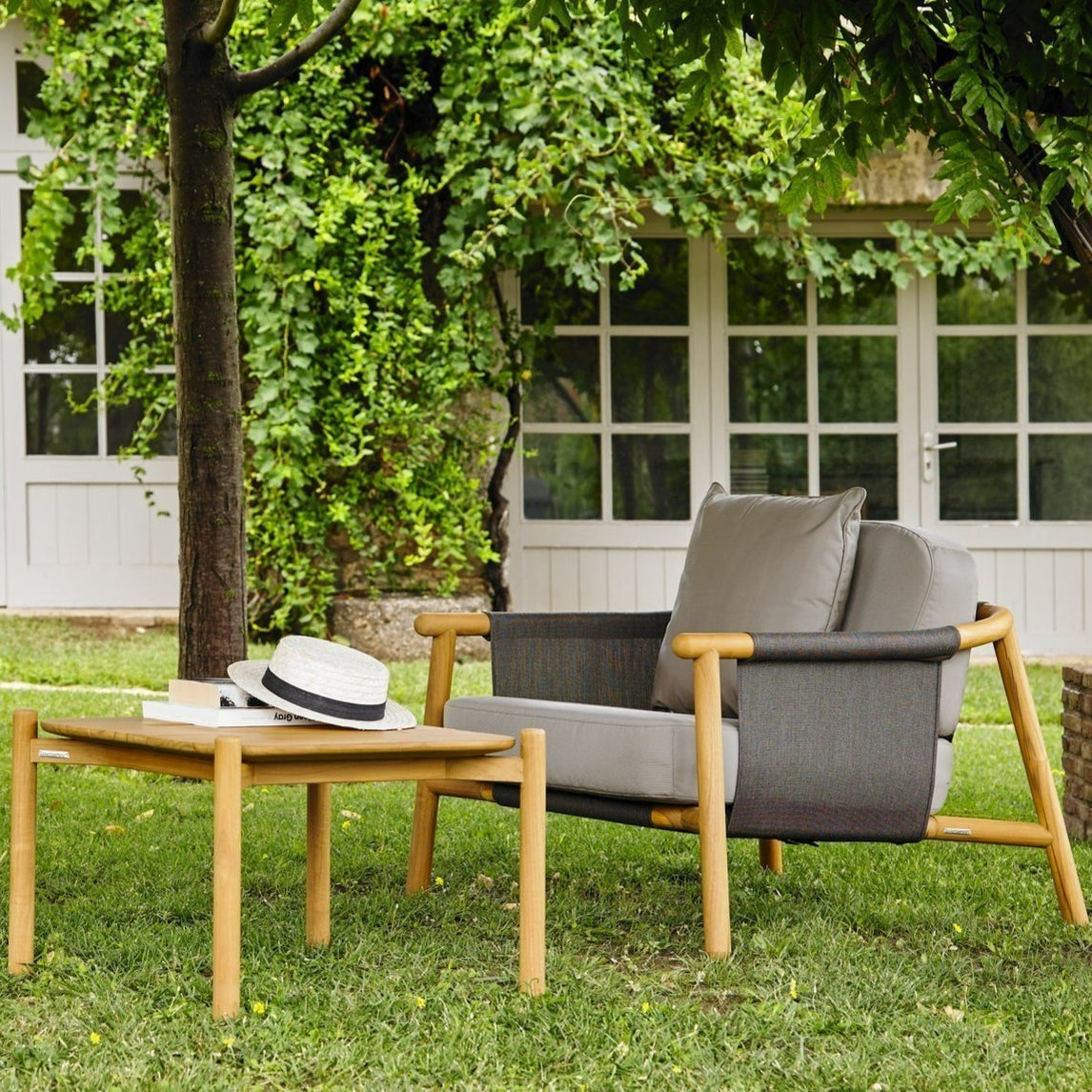 Outdoor Lounge Chairs – Ergonomia Furniture